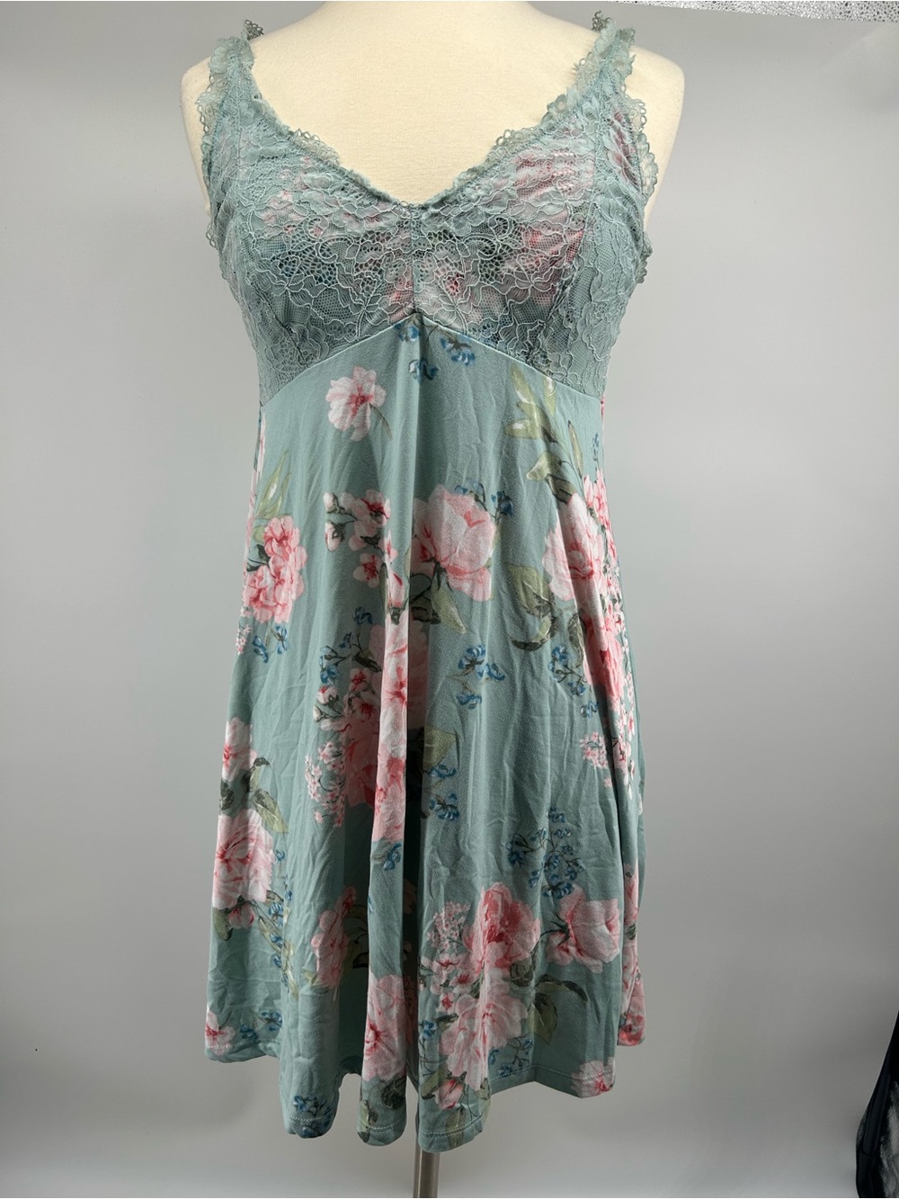 Flora Nikrooz Sage Green Floral Lace-Trim Chemise